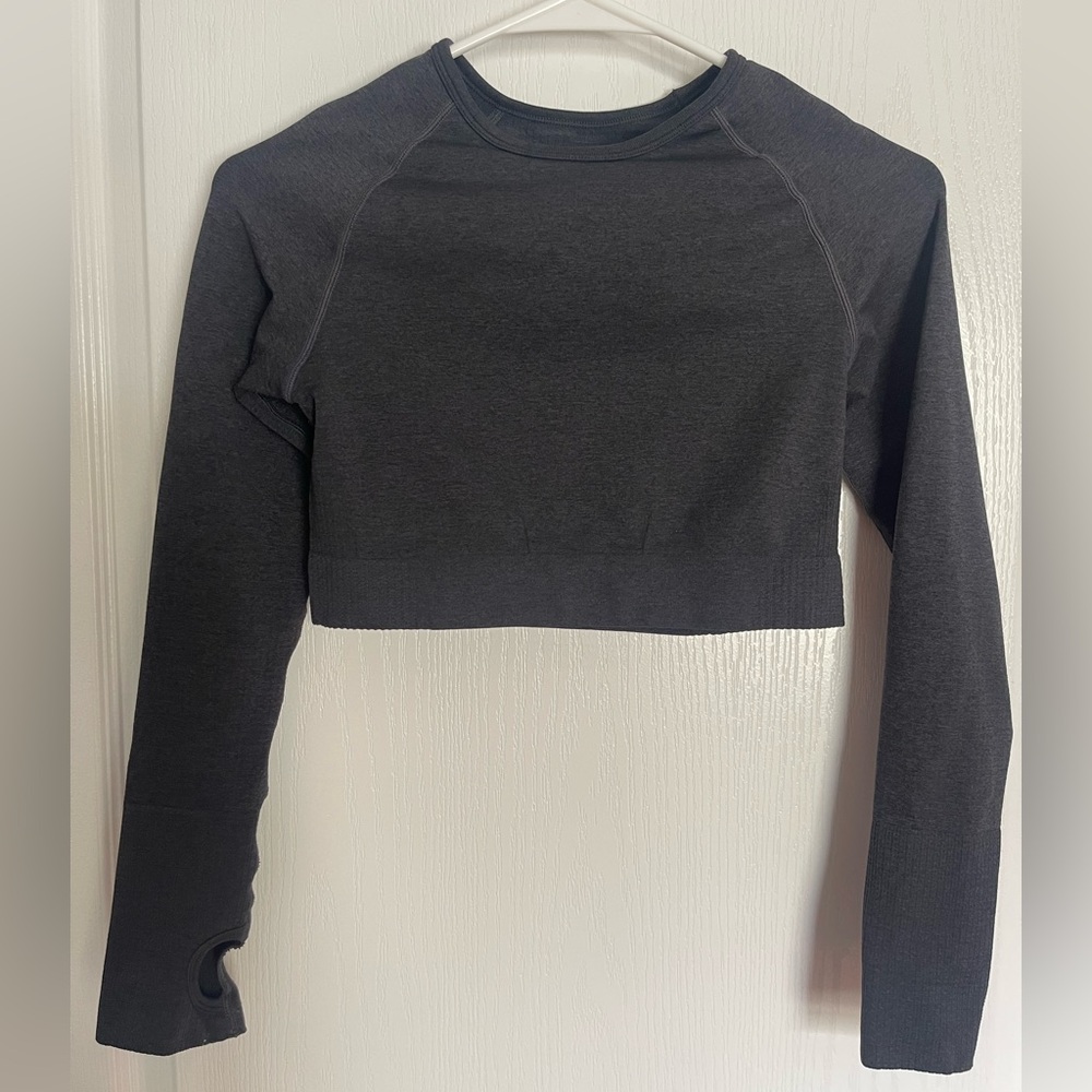 Women's Black Long Sleeve Crop Top